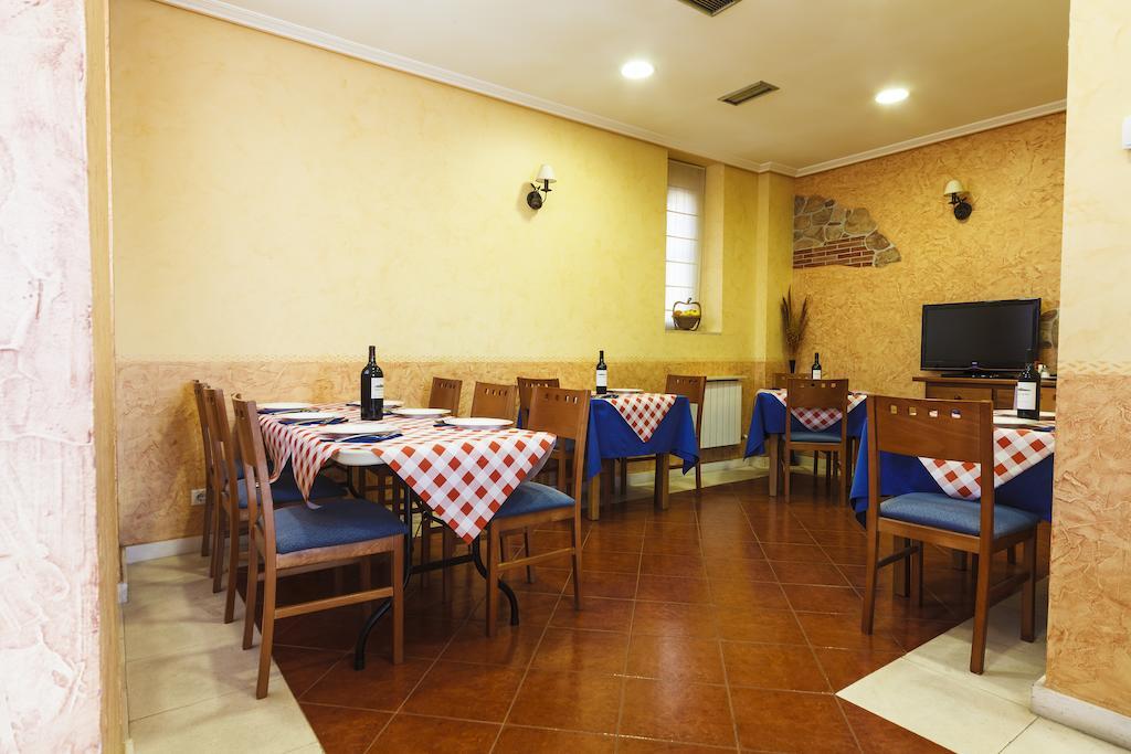 Hotel Rural La Consulta De Isar Екстер'єр фото